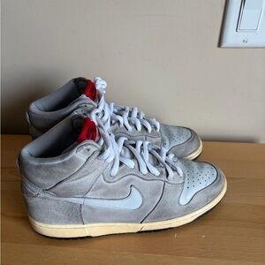 Nike Dunk High Pro SB Pee Wee Herman Size 9.5 Sneakers 305050-004